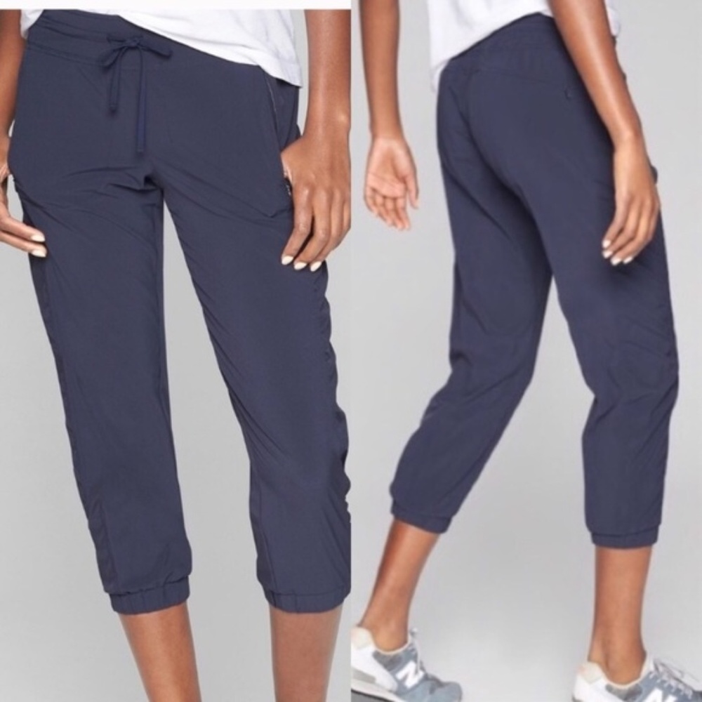 Athleta La Viva Navy Blue Capri with Elastic Cuff